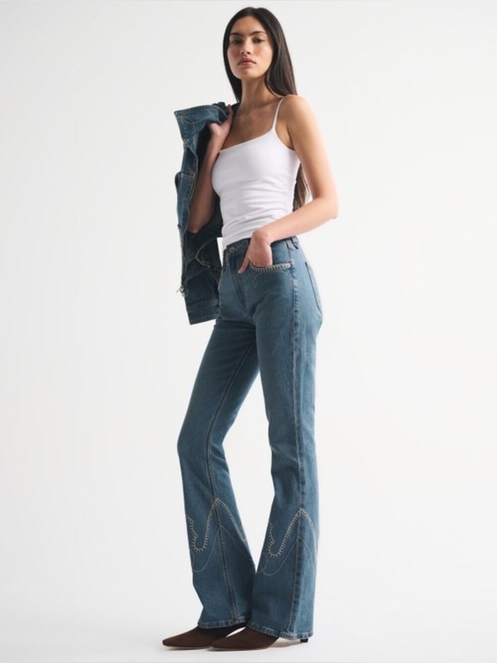 NWT Abercrombie x Kemo Sabe High Rise Bootcut Curve Love Jeans Size 28 Short